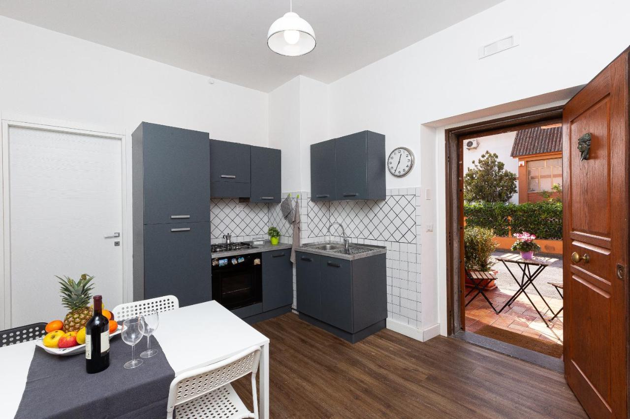 Ciaccio House Near Airport Apartment Fiumicino Exterior photo